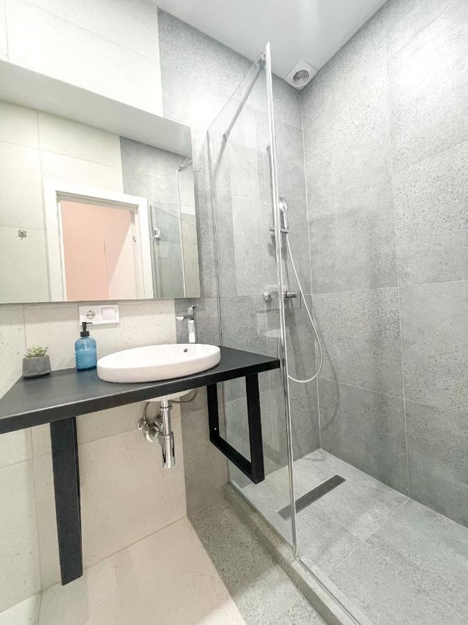 Апартаменти На Менцинського 6 Lviv Exterior photo